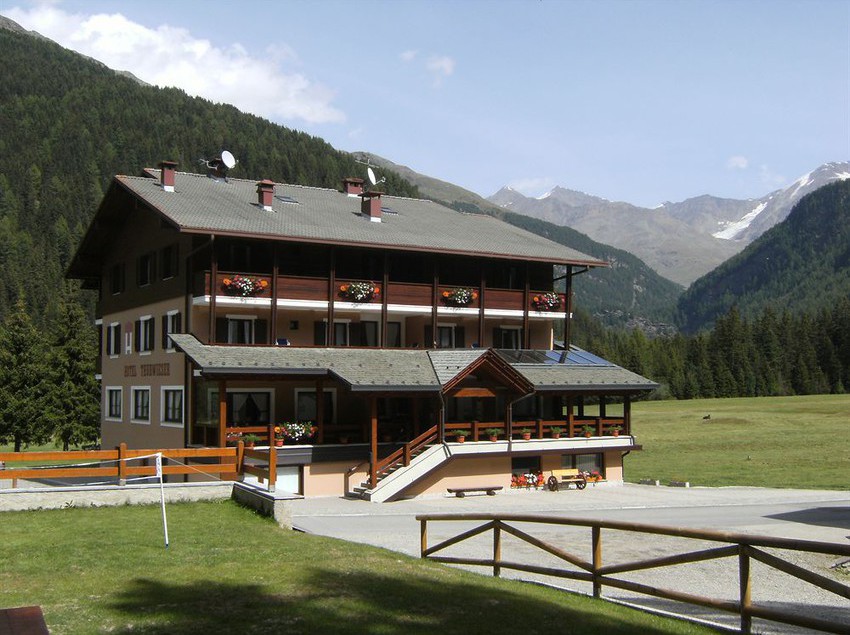 Meublè Bormio - Hotel Residence Alberghi Nel Portale Della Valtellina ...